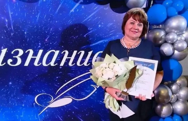 Учительница из саратовского села осваивает сленг, видеоредакторы и квадроцикл Учительница из саратовского села осваивает сленг, видеоредакторы и квадроцикл