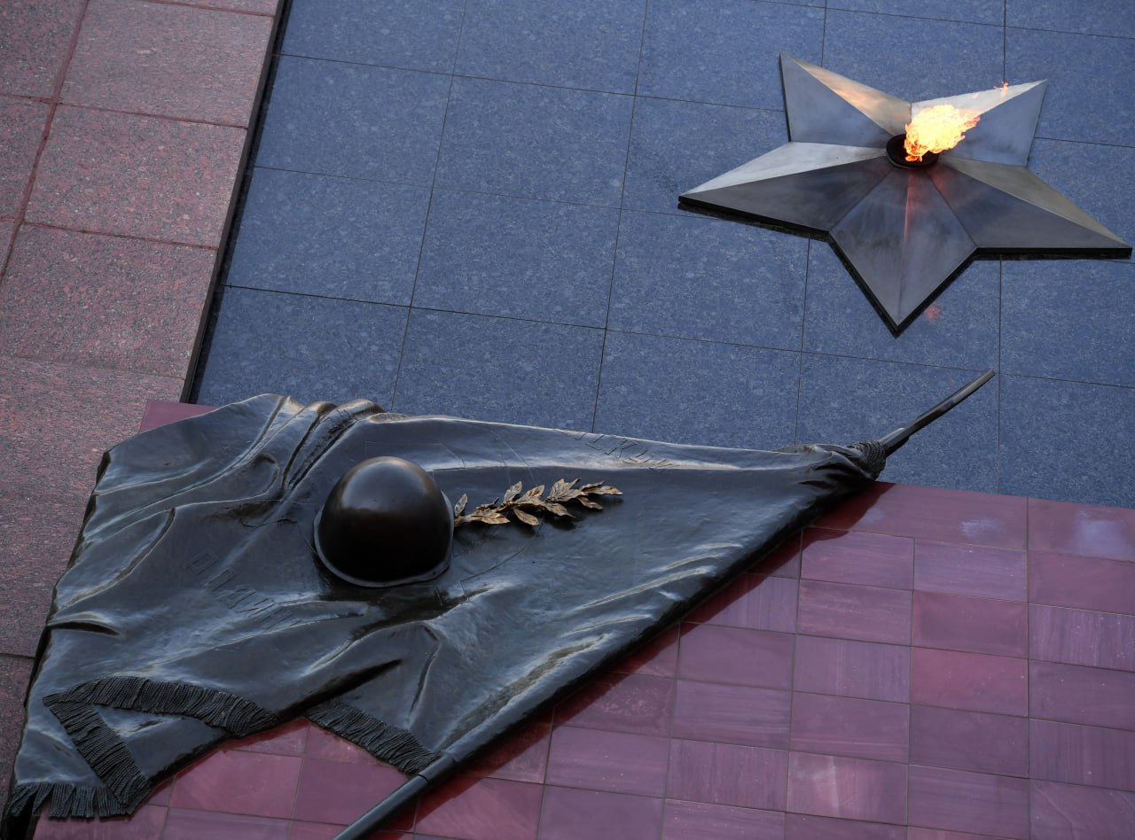 «Звучит в каждой семье»: в России назвали главное слово 2025 года