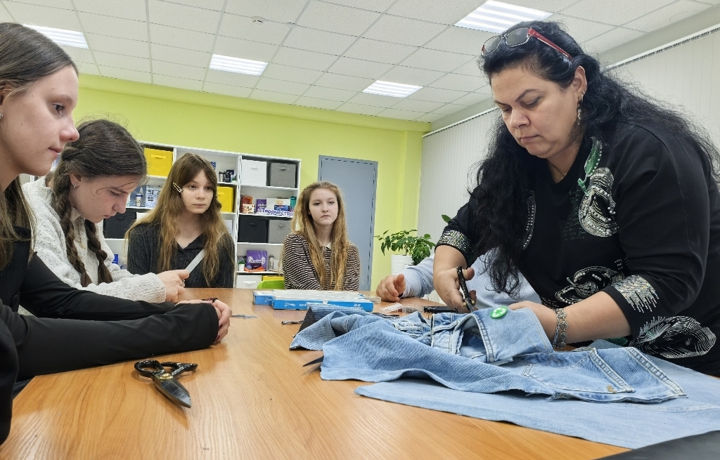 Балаковские школьники и студенты помогают животным, спасают деревья и поддерживают бойцов СВО Балаковские школьники и студенты помогают животным, спасают деревья и поддерживают бойцов СВО