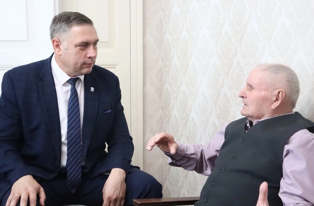 Умелые руки в тылу: ветеран из Аткарского района отметил 104-й день рождения Умелые руки в тылу: ветеран из Аткарского района отметил 104-й день рождения