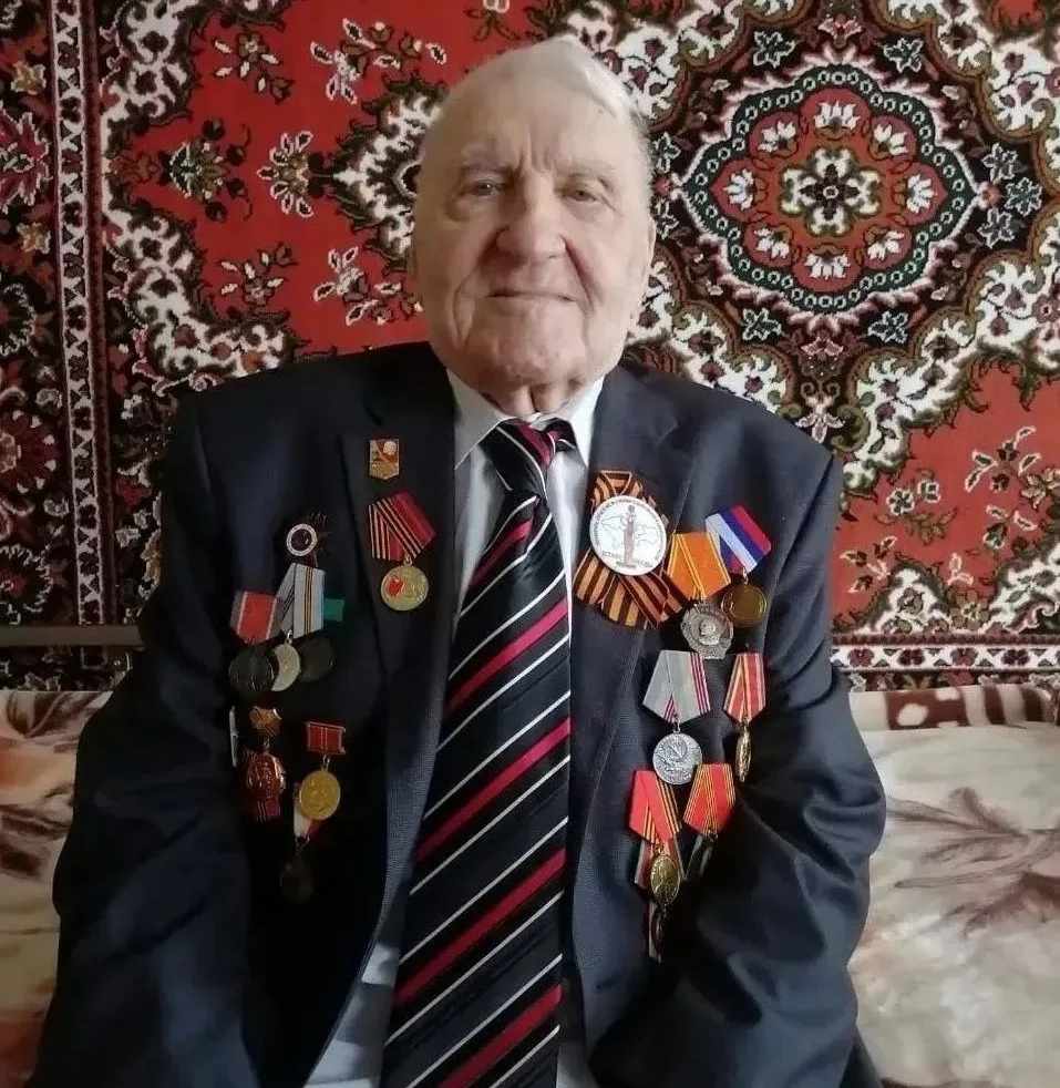 «Человек огромного мужества»: саратовский ветеран отмечает вековой юбилей