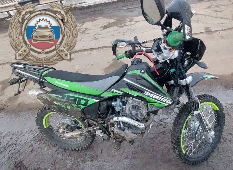 Мотоциклист разбился насмерть в саратовском селе Мотоциклист разбился насмерть в саратовском селе