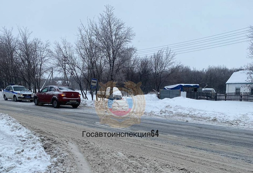 Семилетний мальчик попал под колёса иномарки в Саратове