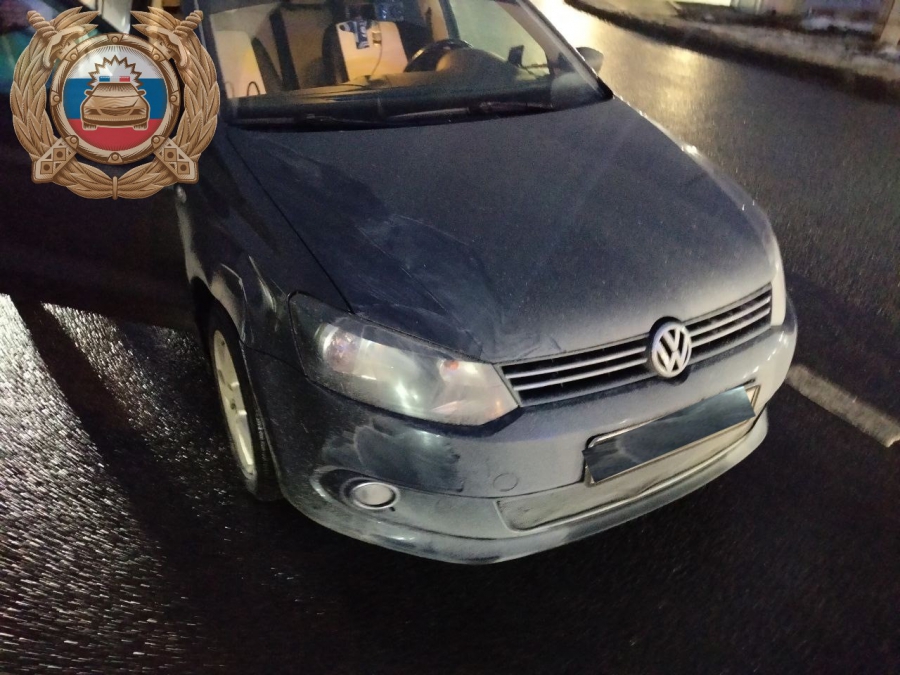 На улице Танкистов в Саратове 17-летний юноша попал под колёса иномарки