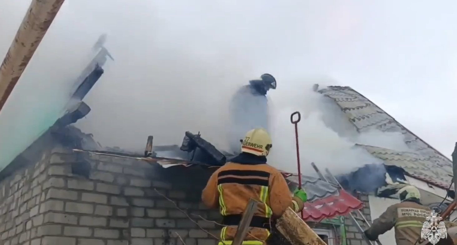 Пожилая саратовчанка чудом спаслась из горящего жилища Пожилая саратовчанка чудом спаслась из горящего жилища