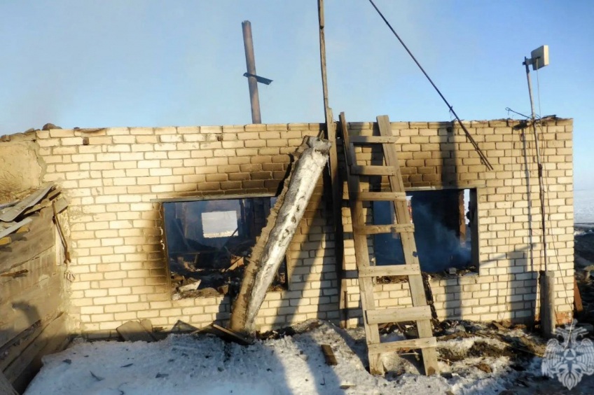 На саратовском хуторе в огне погиб пенсионер На саратовском хуторе в огне погиб пенсионер