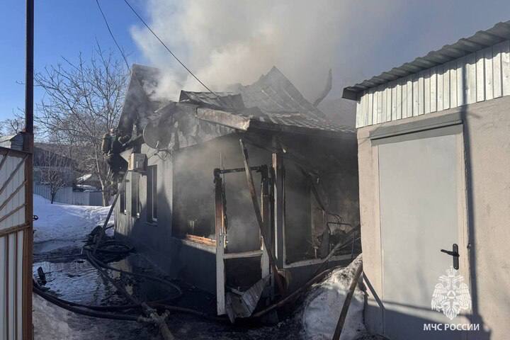 Саратовец обгорел на пожаре в частном доме на 8 марта