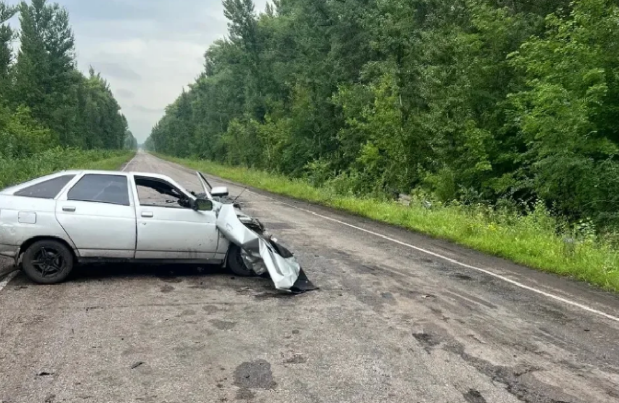 На трассе под Воронежем житель Саратовской области устроил смертельное ДТП
